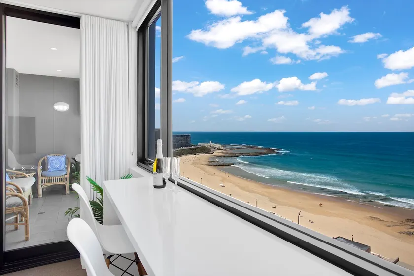 Newcastle Beach Apartment - Image 1