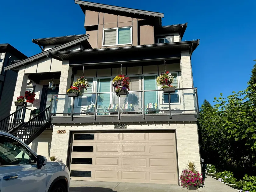 Cozy 2 BR Suite in Maple Ridge - Image 1