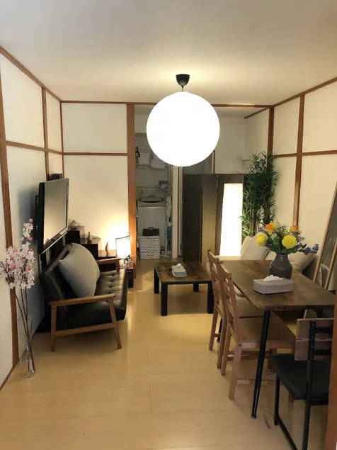 43 m² / Traditional tenement house for rent / 1 hour from Kansai Airport / Two-story, spacious living area, 2 bedrooms, 2 living/dining rooms - Image 1