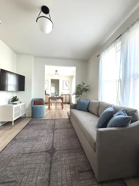 Family Welcome•SuperHost•Walkable to DT Wyandotte - Image 1