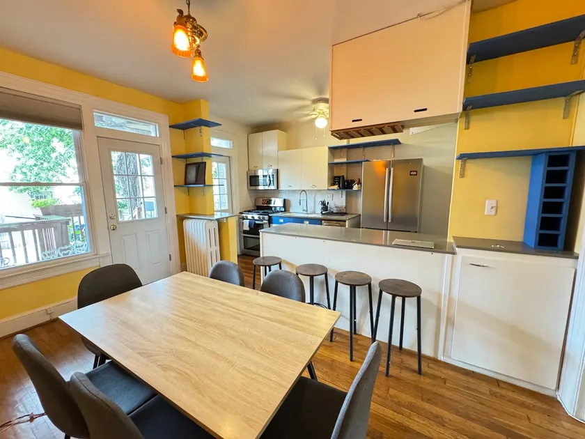 NICE Beautiful House with Parking 4BR - Image 1