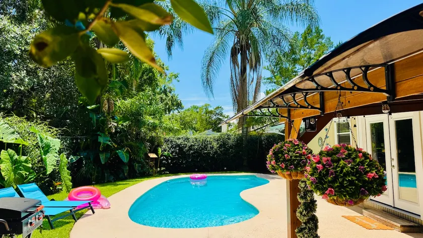 Private Oasis: Pool & Garden, Grill&Coffee - Image 1