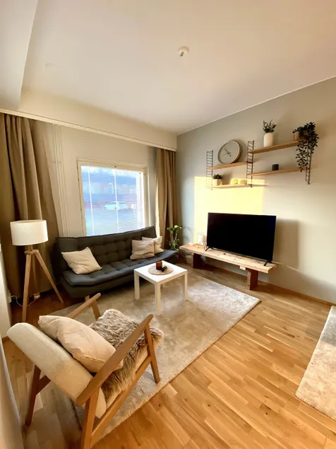 Cozy two-bedroom apartment with sauna and garage - Image 1