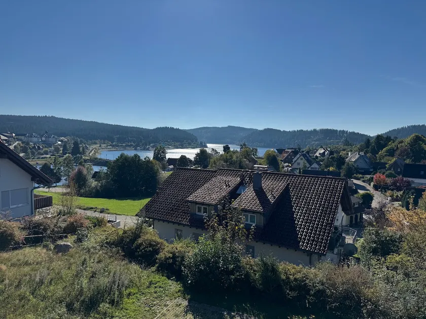 Lakeview 1 - Image 1