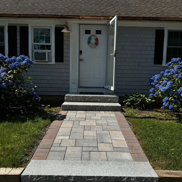 Spacious Renovated in Historic Sandwich - Image 1