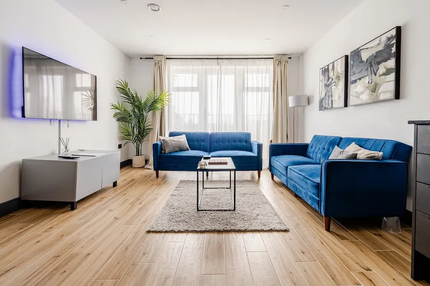 Luxury Apartment Close to Elstree & Borehamwood Station - Image 1