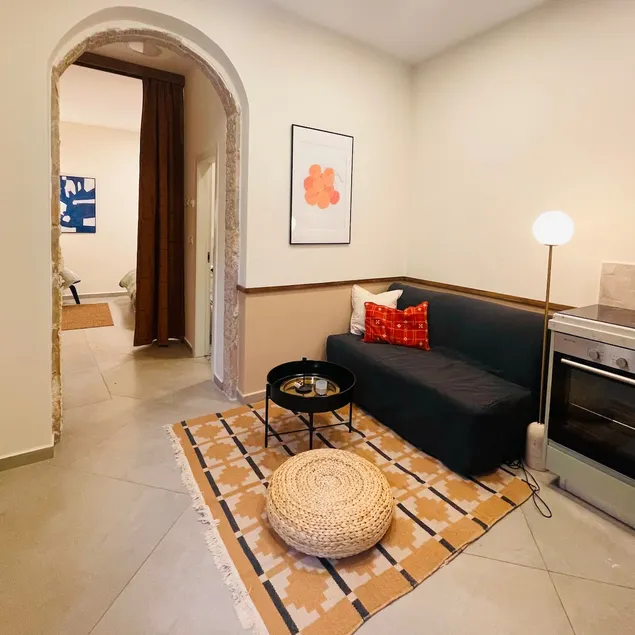 Charming 1BR steps from Shuk Machne Yehuda - Image 1