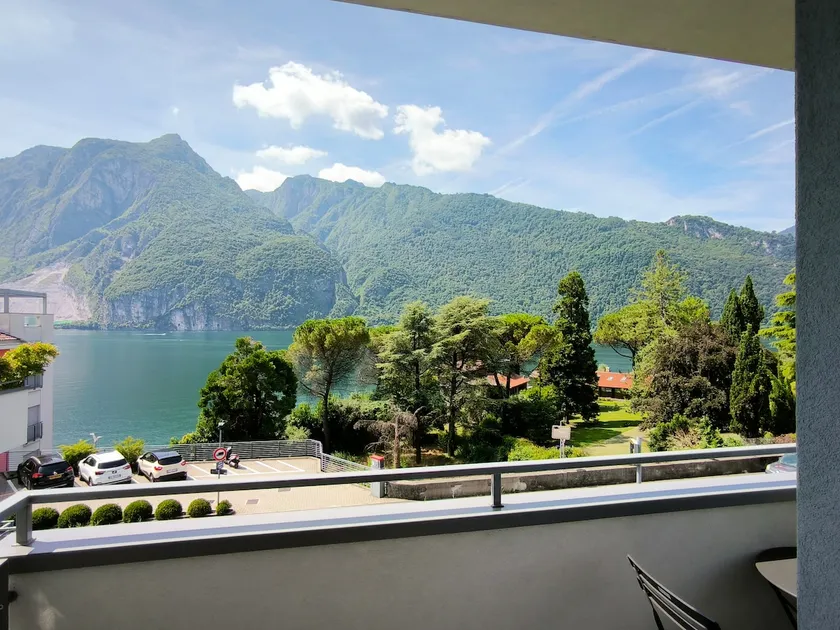 Lake View - Image 1