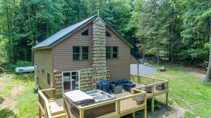 Deep Creek Cabin | Hot Tub + Fire Pit - Image 1