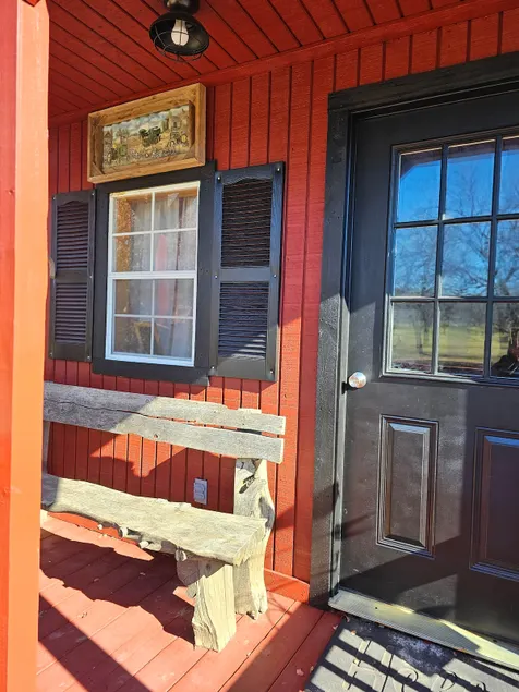 Jimmys Shack on Mana Farm Davis - Image 1