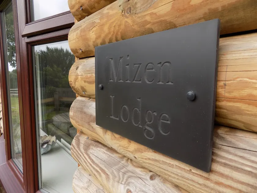 Mizen Lodge - Image 1