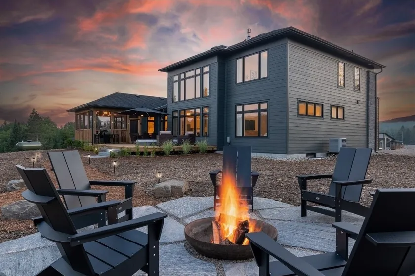 The Algonquin Lakehouse w Hot Tub, Games, Fire Pit - Image 1