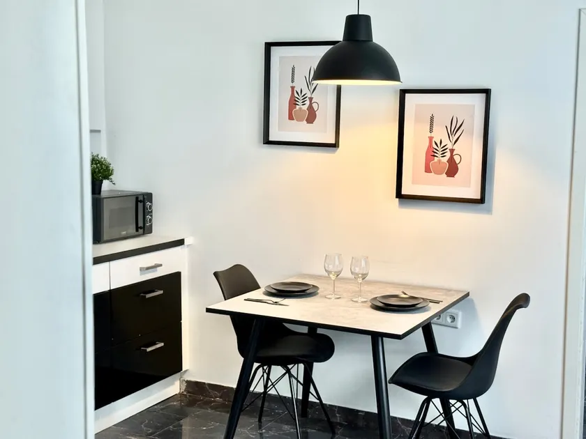 8 min. walk to the main station - For couples / solo travelers - Image 1