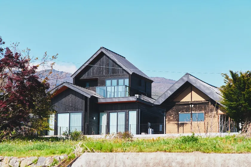 For winery tours and autumn trips | Quiet private rental + 100-year-old traditional house with a kitchen - Image 1