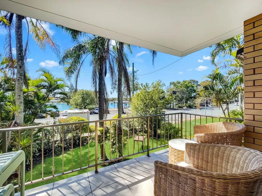 Stylish 3BR Apartment Opposite Chambers Island - Image 1