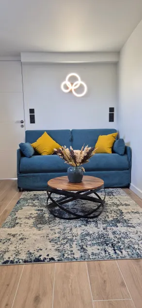 Superb studio. - Image 1