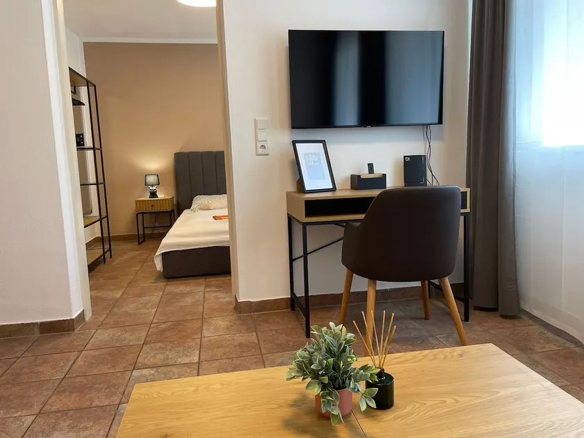 Stylish apartment - Image 1