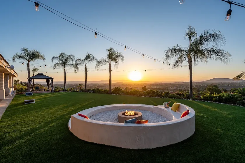 The Grape Escape Panoramic Views In Wine Country - Image 1