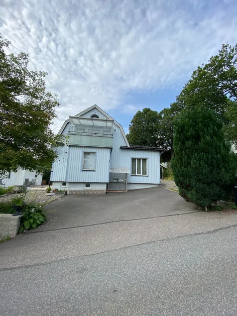 Spacious and charming villa close Gothenburg - Image 1