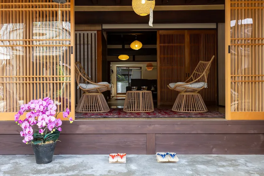 4BR Kominka | 2 Parking | 1hr to Takayama - Image 1