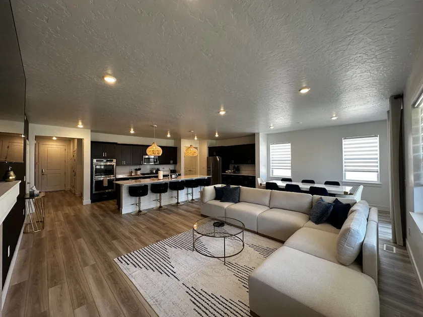Townhome+RV Spot (No Hookup) Near Nampa Ford Centr - Image 1