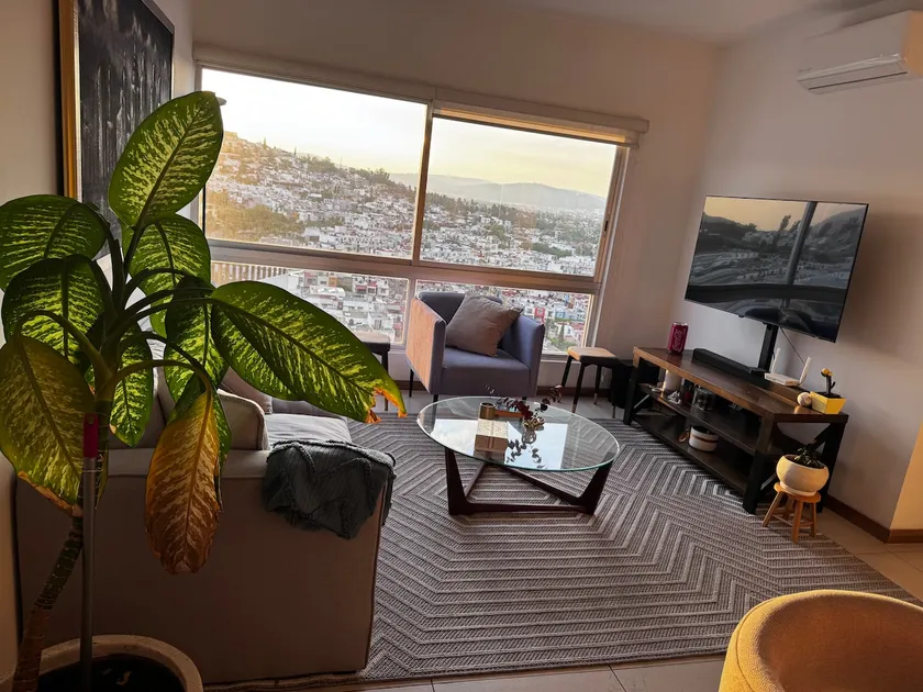 Skyline view - Image 1