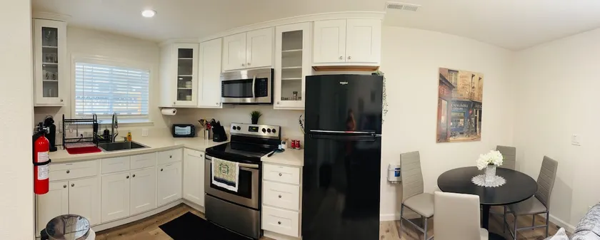 Secluded private back Unit - Image 1
