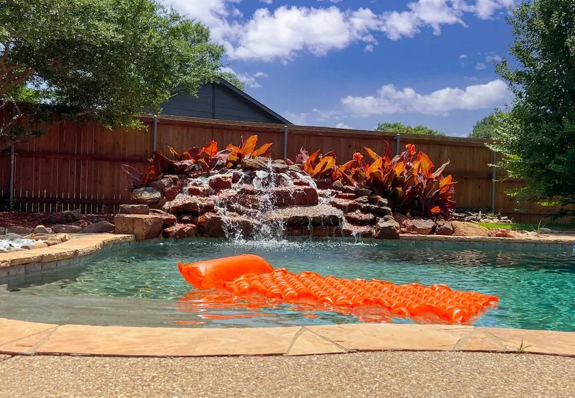 Lake Retreat w/ Pool + Grill - Image 1