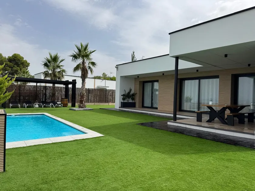 Luxury Villa - Sierra Cazorla, Pool and Parking - Image 1