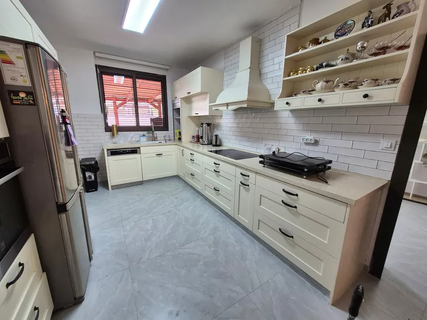 Galit's house - Image 1