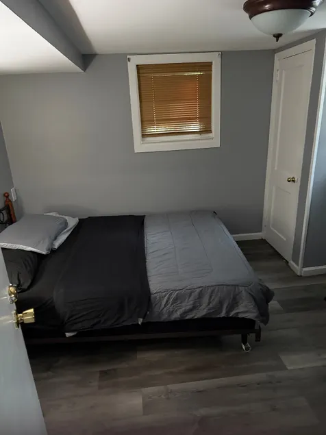 Cozy and Budget-Friendly Stay (Smart TV, near RU) - Image 1