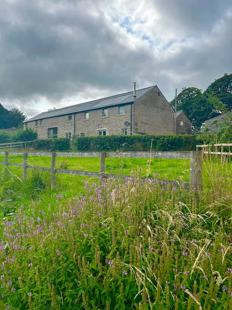Ashwood Barn - Image 1