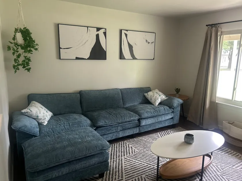 Family Home/Long Stay Equipped/Free Parking - Image 1