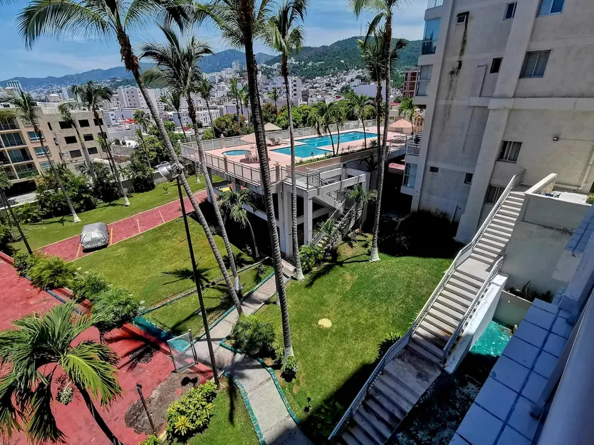 Beautiful place in Acapulco: the World Cup beach - Image 1