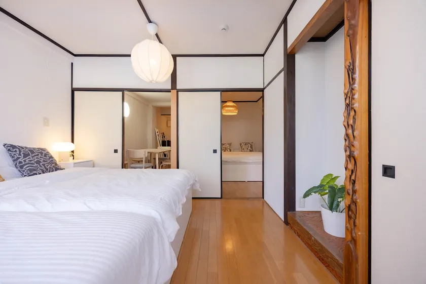 Southernville 301 · Yokohama · Isesaki Street/Nearest station 3 minutes on foot/Maximum 6 people/3 beds/47 ㎡/Washing machine with dryer - Image 1