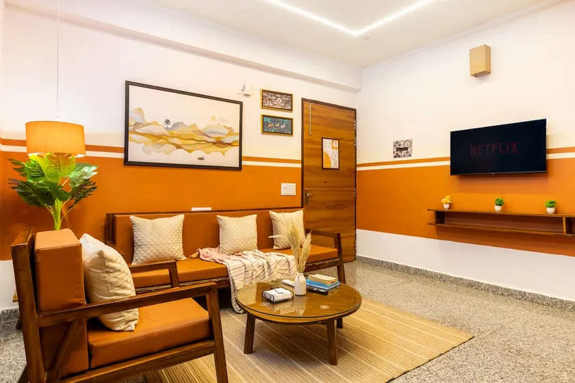 Homely 2BHK Near Yashobhoomi - Image 1