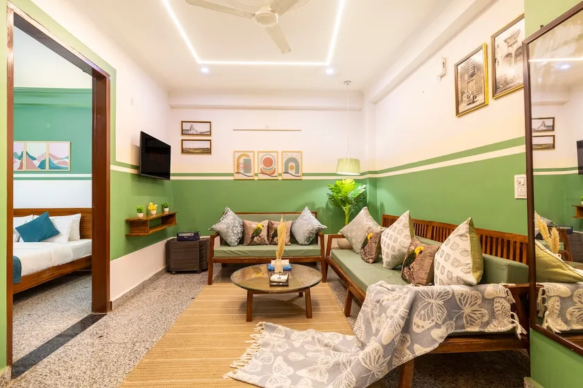 2BHK Flat In Dwarka - Image 1