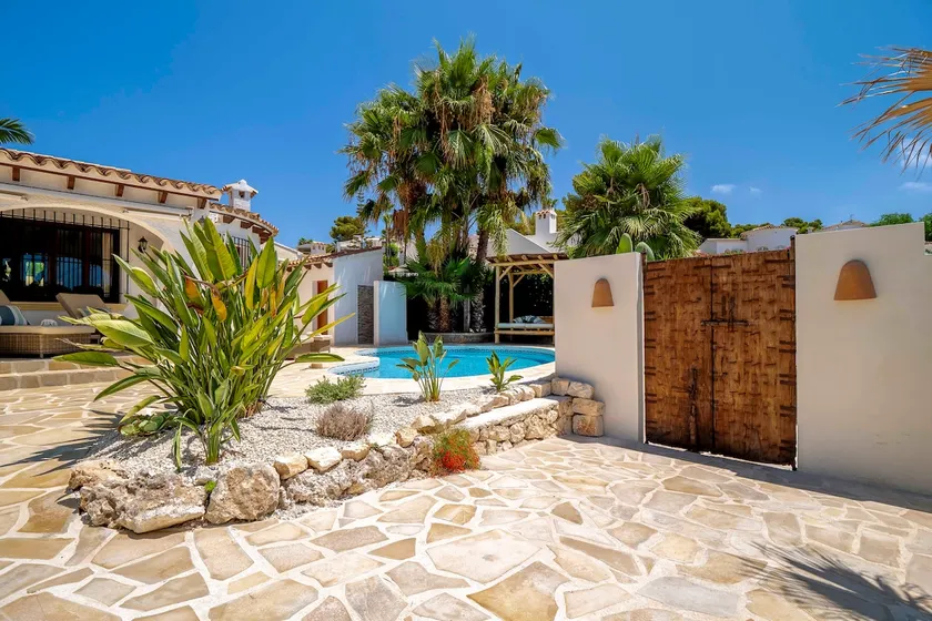 Villa Sol y Más Moraira | near downtown and the beach - Image 1