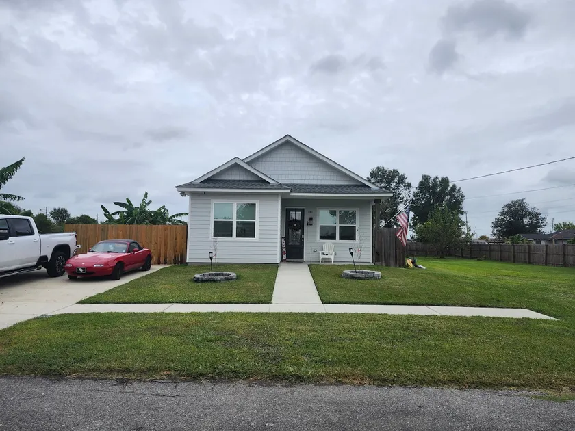 Kenna Hideaway House - Image 1