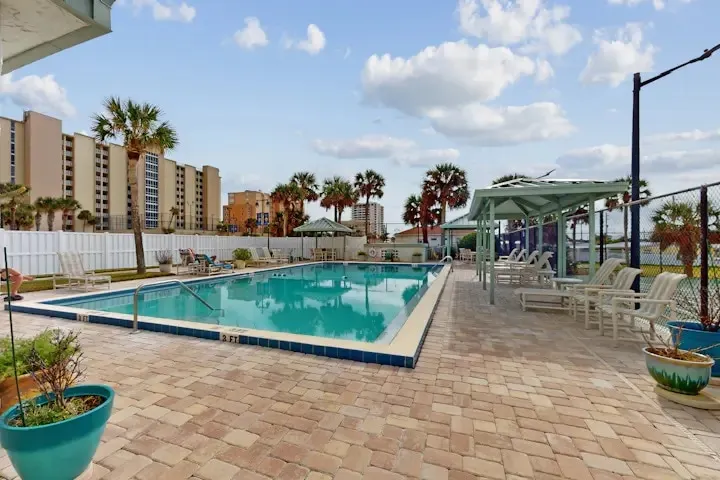 Family Beach Get-Away - Image 1