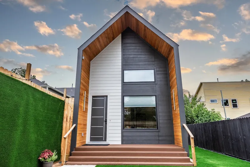 Knox Cabin Cozy Modern Hideway - Image 1