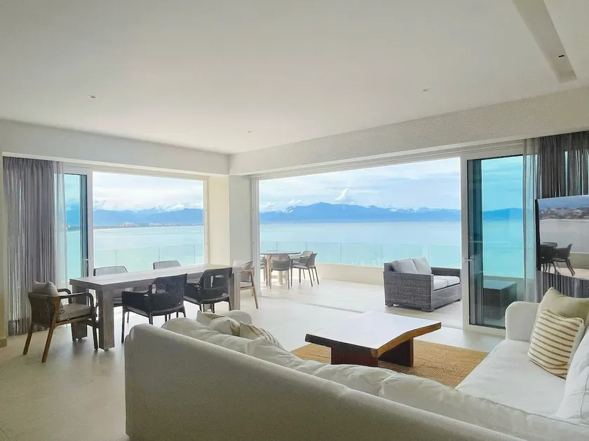 V Bucerias Luxury Beachfront Condo | Paddle Boards - Image 1