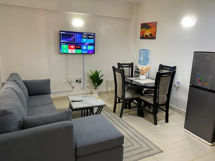 Elite pristine suite (1 bedroom) - Image 1