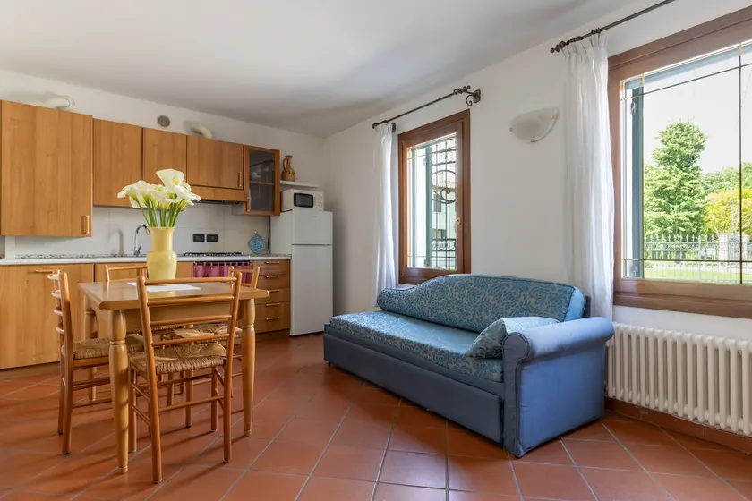 Appartamento con 2 camere ground floor, Mira, Venezia - Image 1