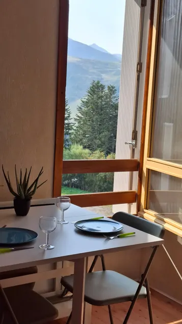 Studio with a view - Image 1