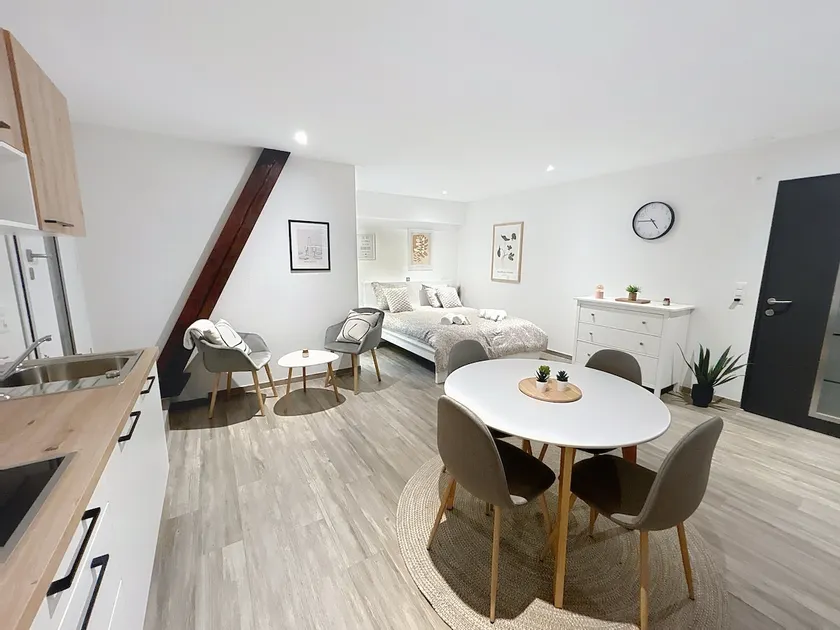 ”Le Campagnard” Studio - Image 1