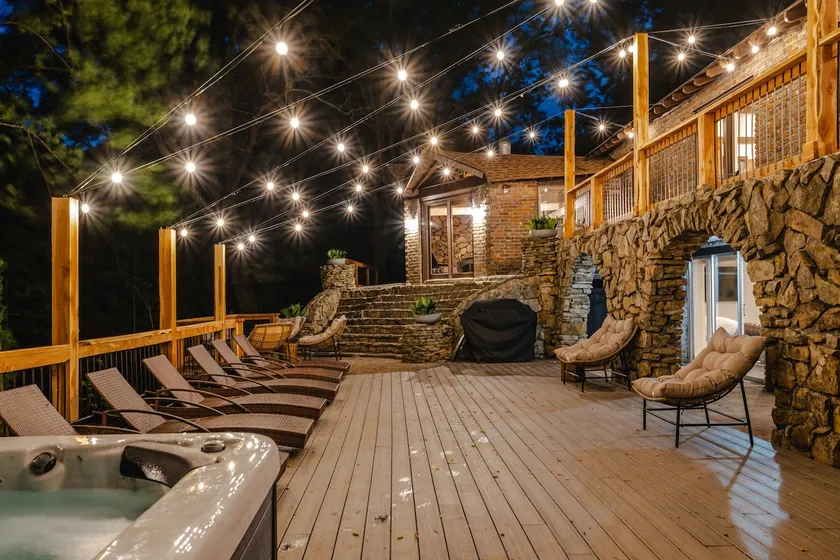 The Lodge at Center Hill Lake - Image 1