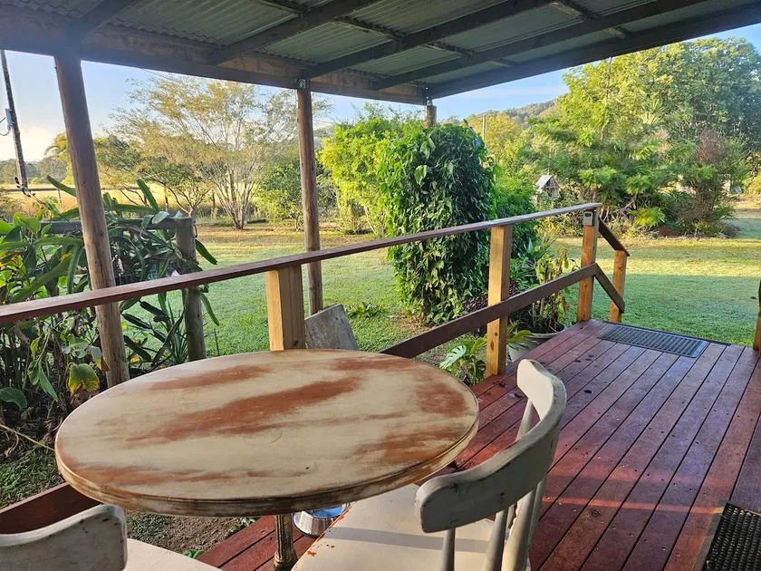 Rose's Place - Image 1