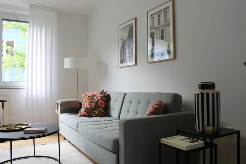Beautiful living with balcony in the center for 4 people - Image 1