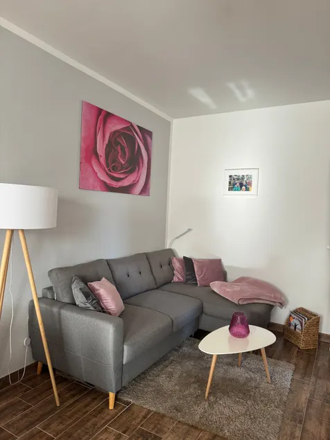 Nature, lakes & relaxation • Modern apartment - Image 1
